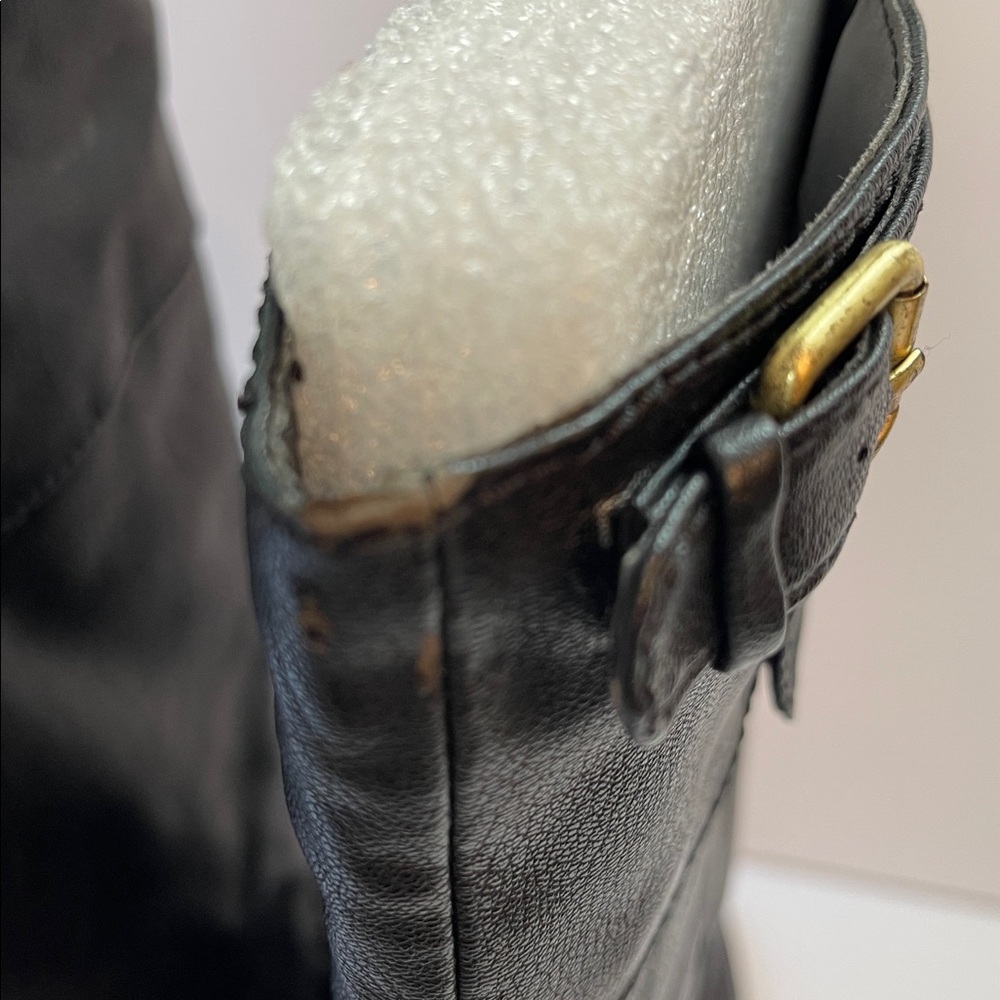 BLACK RIDING BOOTS WITH GOLD BUCKLE DETAIL - Picture 11 of 11